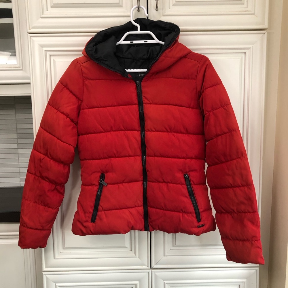Zara Warm Wear TRF women’s winter puffer jacket